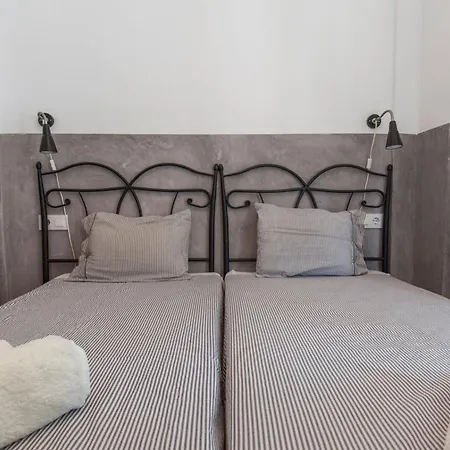 Selecta In Alameda Apartment